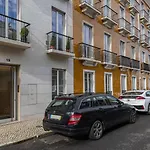Deluxe 1 Bdr W/ Pool View By Lovelystay Apartment Lisbon