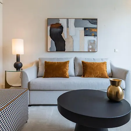 Deluxe 1 Bdr W/ Pool View By Lovelystay Apartment
