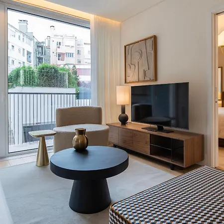 Apartment Deluxe 1 Bdr With Pool By Lovelystay *