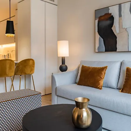 Διαμέρισμα Deluxe 1 Bdr W/ Pool View By Lovelystay *