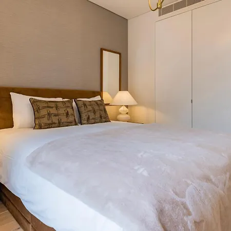 Deluxe 1 Bdr W/ Pool View By Lovelystay Διαμέρισμα *