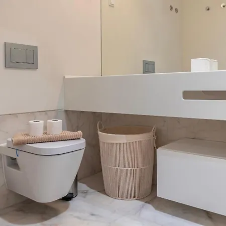 Apartment Deluxe 1 Bdr With Pool By Lovelystay