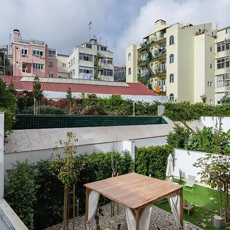 Deluxe 1 Bdr W/ Pool View By Lovelystay Lisboa