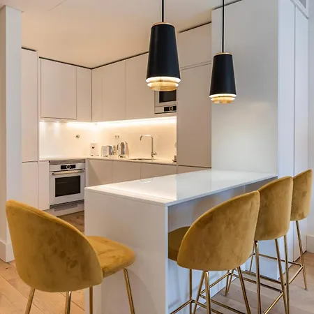 Deluxe 1 Bdr W/ Pool View By Lovelystay * Lisboa